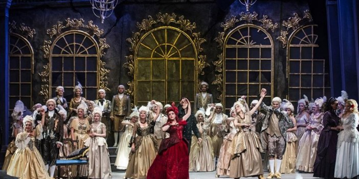 Adob, Yeni Sanat Sezonunda Perdesini "andrea Chenier" Operası İle Açacak