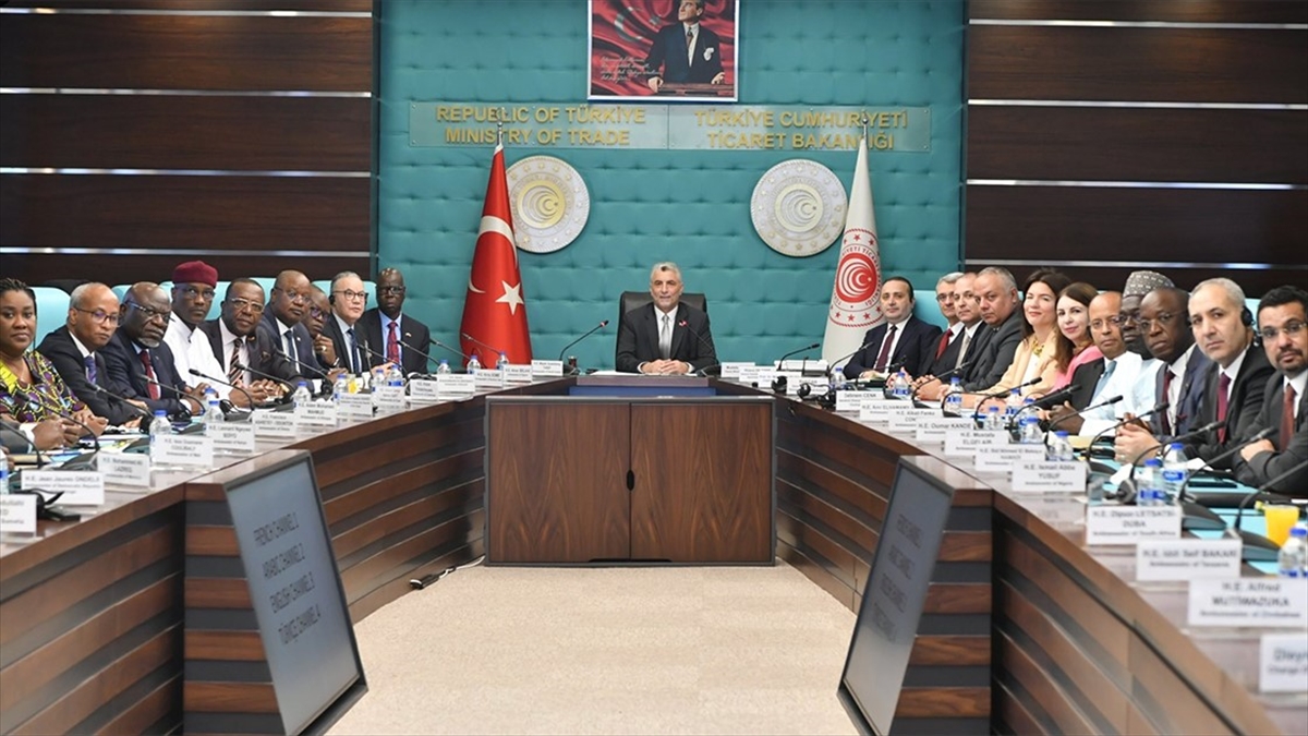 Ticaret Bakanı Bolat: Türkiye-afrika Ekonomi Ve İş Forumu İlişkilerimizi Daha İleri Seviyelere Taşımak İçin Bir Fırsat