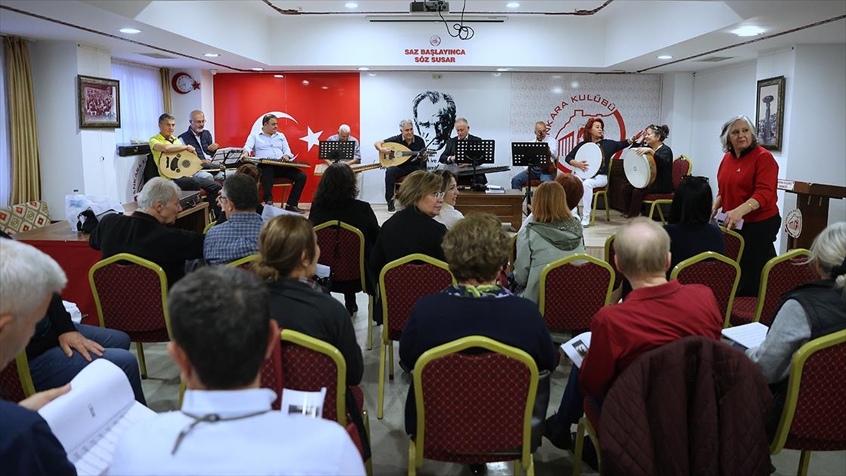 Sanatçı Tahir Aydoğdu, Cumhuriyet'in 100. Yılında 100 Kişiyle Atatürk'ün Sevdiği Şarkıları Seslendirecek