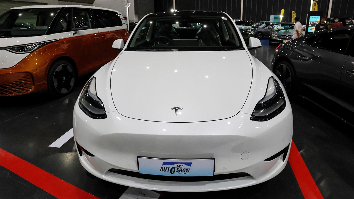 Tesla, ABD'de Model 3 Ve Model Y Araçlarının Fiyatlarında İndirime Gitti