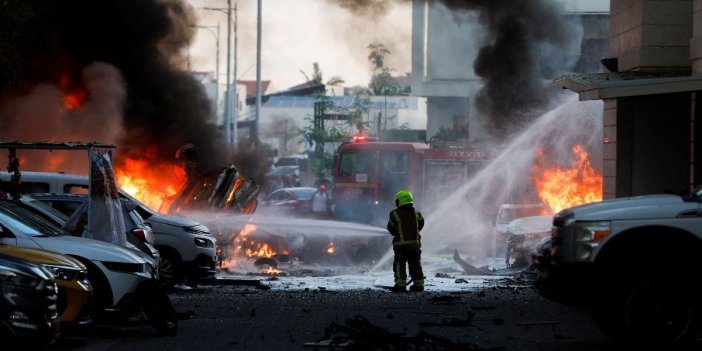 Hamas ve İsrail saldırı başlattı, ‘savaş durumu’ ilan edildi