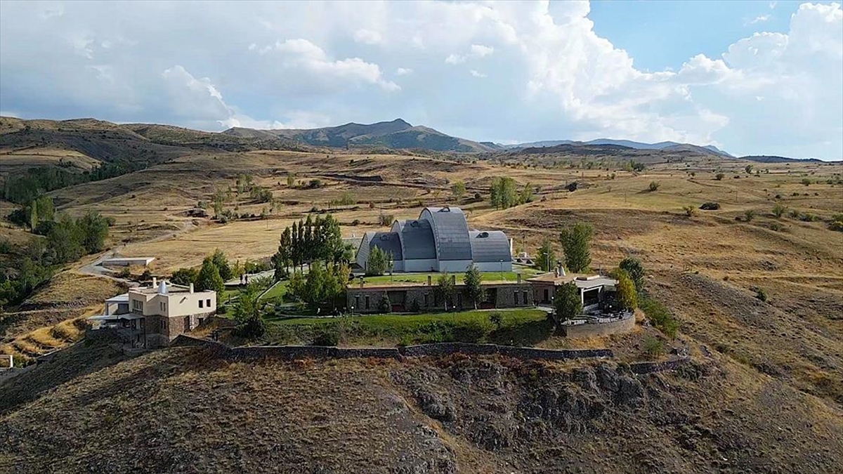 Baksı Kültür Sanat Vakfı Kadın İstihdamı Ve Eğitimi İçin Kolları Sıvadı