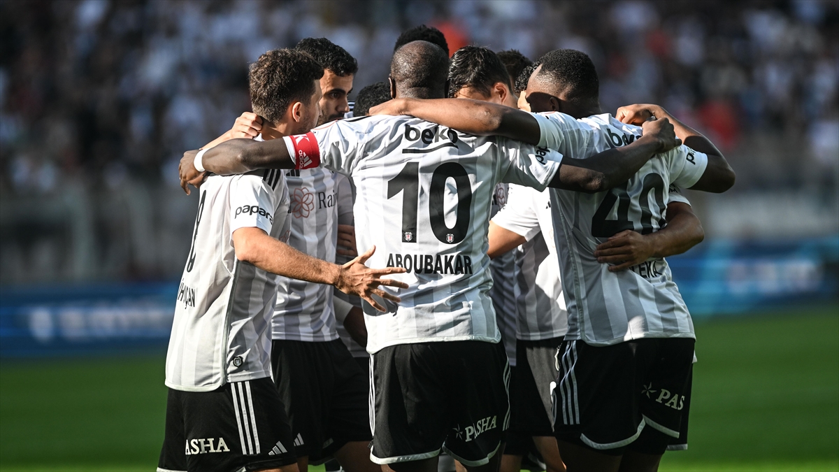 Sıkıntılı Günler Yaşayan Beşiktaş 3 Puanla Teselli Buldu