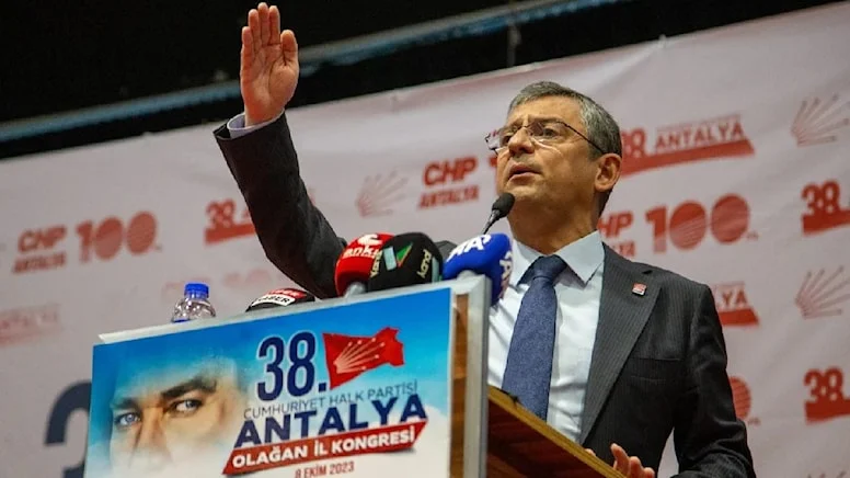 Özgür Özel: Atatürk’ün partisi ikinci parti olamaz