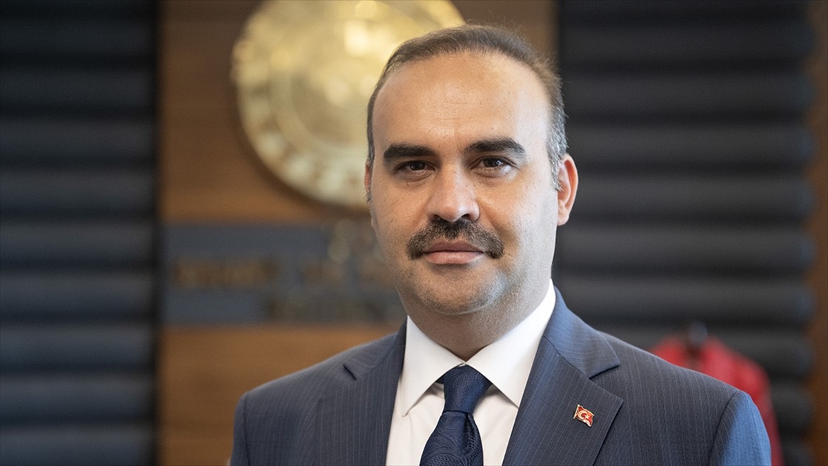 Bakan Kacır: Sanayi Üretimi Artışında En Önemli Pay 'yüksek Teknoloji' Sektörlerinin Oldu