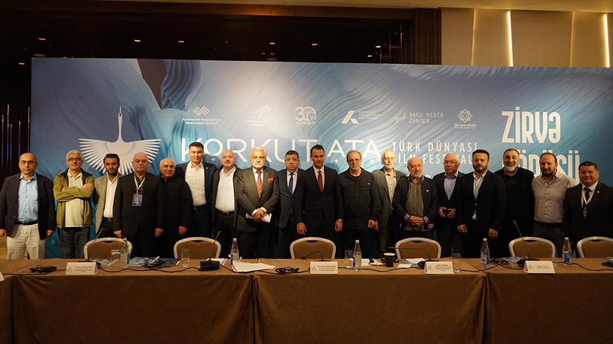 "türk Dünyası Sinema Zirvesi" Bakü'de Yapıldı