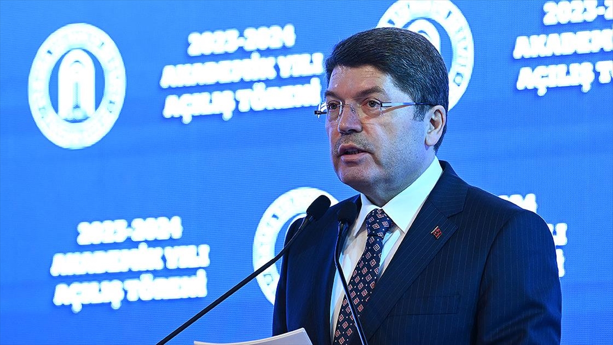 Adalet Bakanı Tunç: Türkiye Olarak Her Meselede Çözümden, Aklıselimden Yanayız, Savaştan Değil Barıştan Yanayız