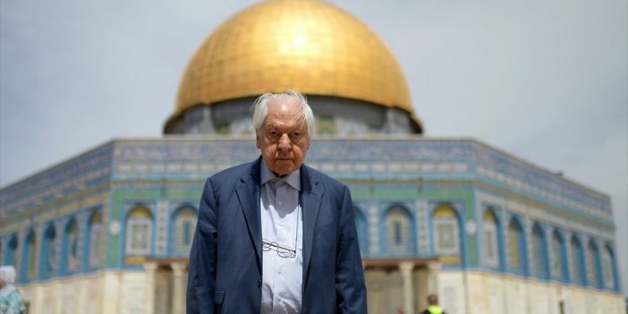 Kalbi Kudüs'le Atan Edebiyatçı Derviş: Nuri Pakdil