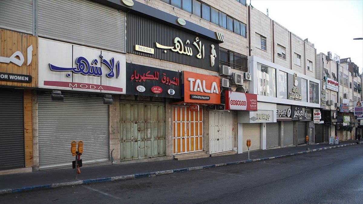 İsrail'in Gazze Şeridi'ne Saldırıları Bölge Ekonomisini De Çökertti