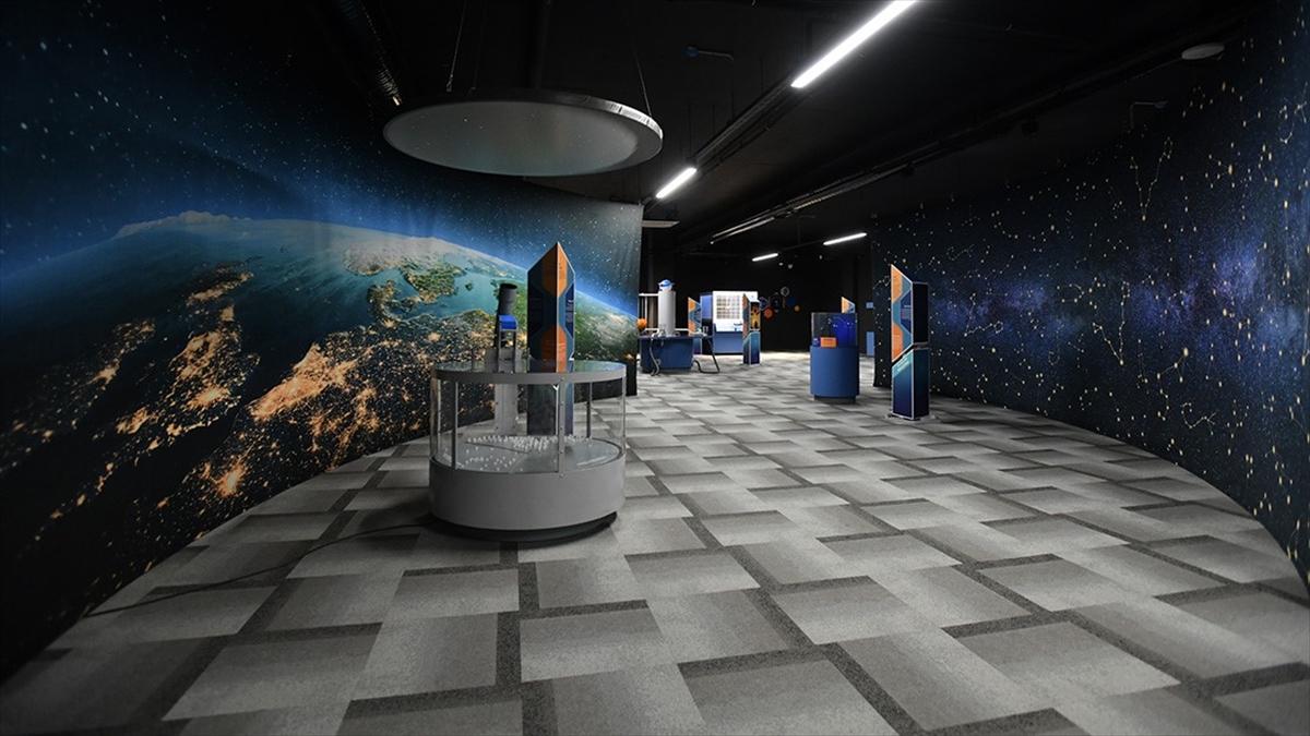 Milli İha'ların Mimarı Özdemir Bayraktar İle "milli Teknoloji" Yürüyüşü Sürüyor