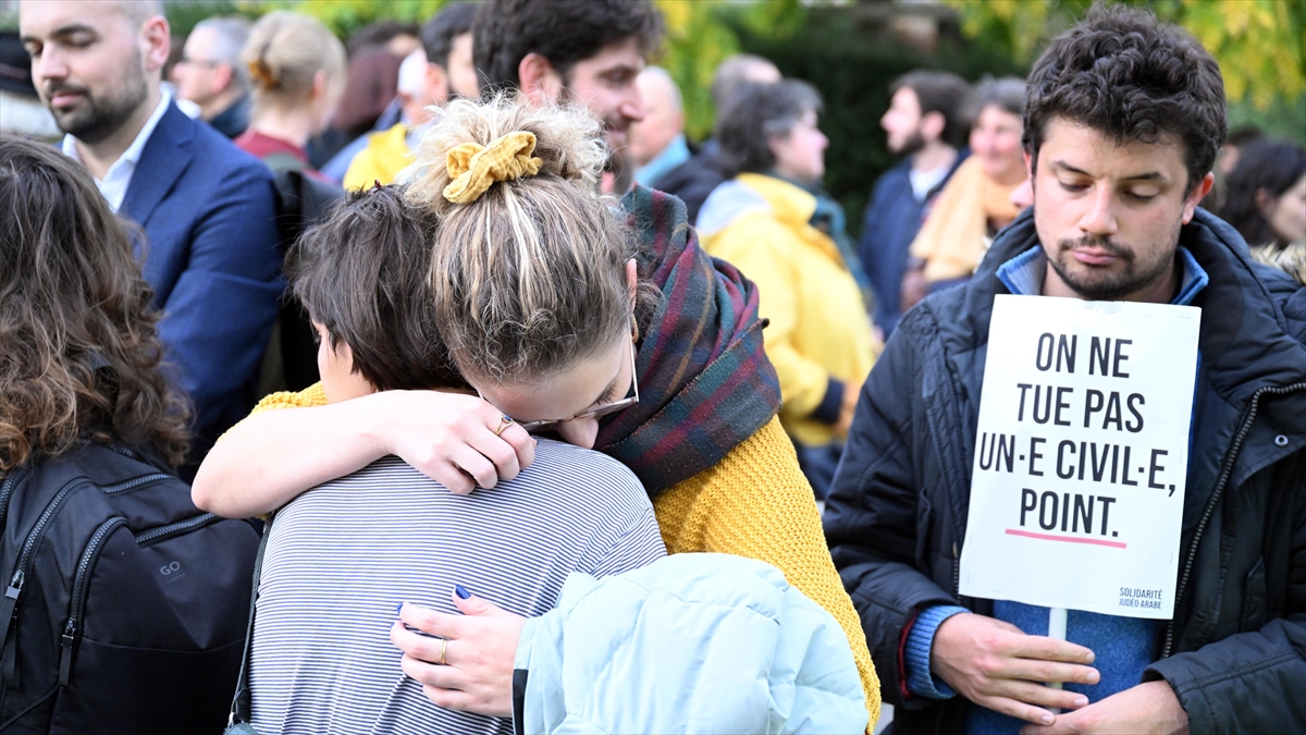 Brüksel'de Araplar Ve Yahudiler Birlikte Barış Mesajı Verdi