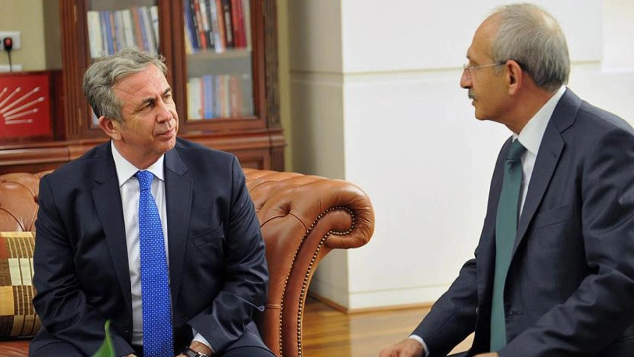 CHP'de beklenen imza geldi