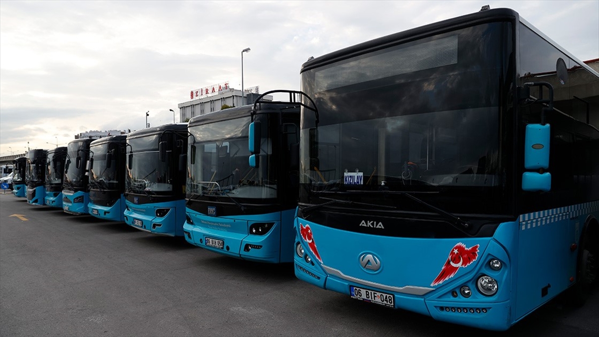 Halk Otobüsleri Bazı Serbest Kart Sahiplerine Yönelik Ücretli Taşıma Uygulamasını Başlattı