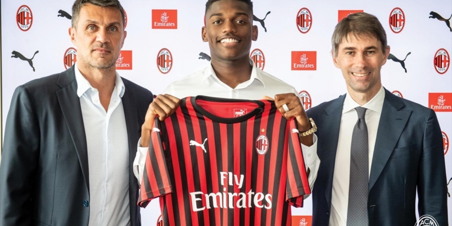 Milan, Rafael Leao’yu Kadrosuna Kattı