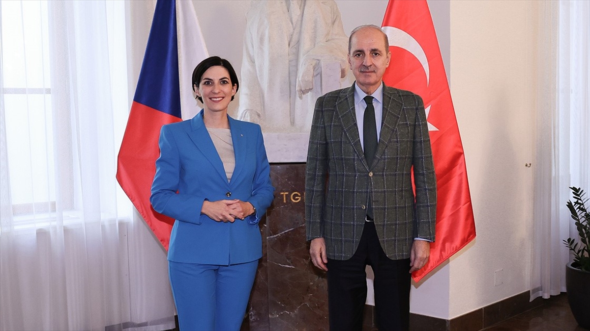 Tbmm Başkanı Kurtulmuş, Çekya Temsilciler Meclisi Başkanı Adamova İle Görüştü