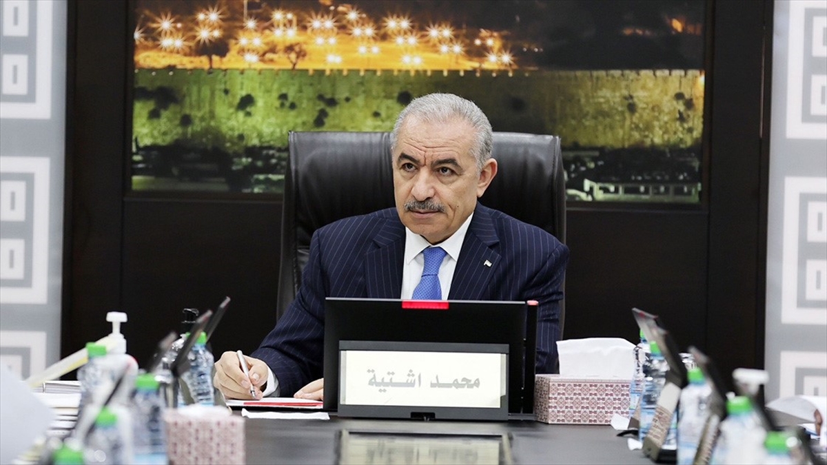 Filistin Başbakanı Iştiyye, İsrail'in Gazze'de "Soykırım Savaşı" Yürüttüğünü Söyledi