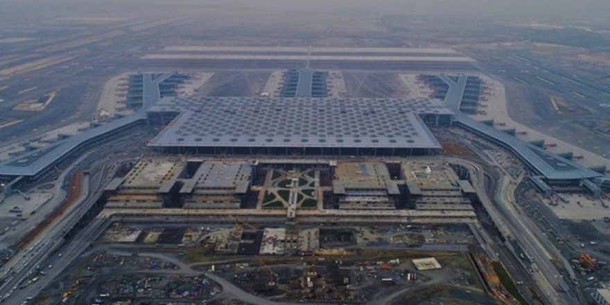 İstanbul Havalimanı’nda Taksi Yolu Çöktü