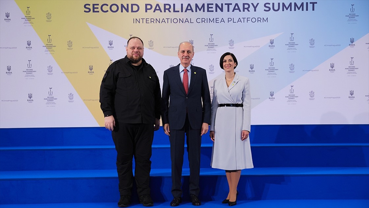 Kırım Platformu 2'nci Parlamenter Zirvesi Prag'da Başladı