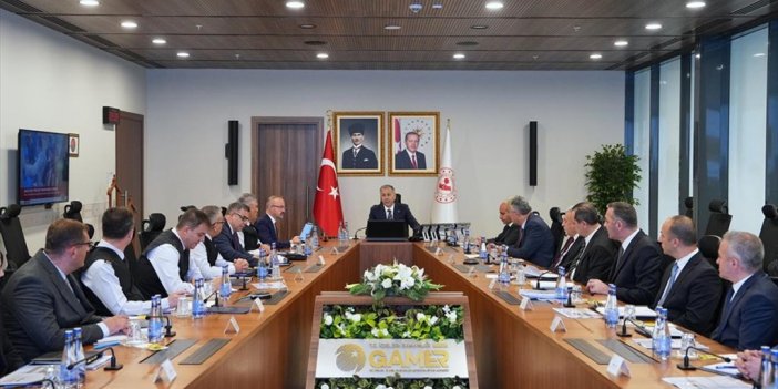 Bakan Yerlikaya Başkanlığında Uyuşturucuyla Mücadele Konulu Toplantı Yapıldı