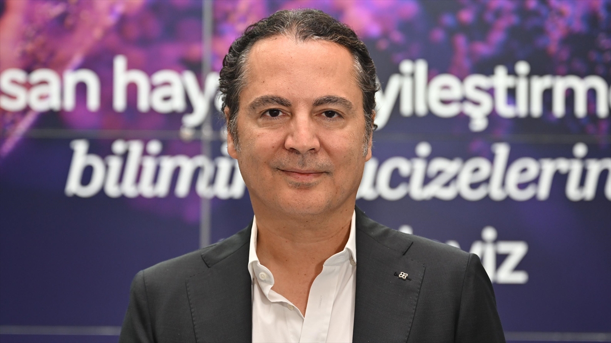 Eczanelerdeki Her 7 İlaçtan 1'i Sanofi Tesislerinde Üretiliyor