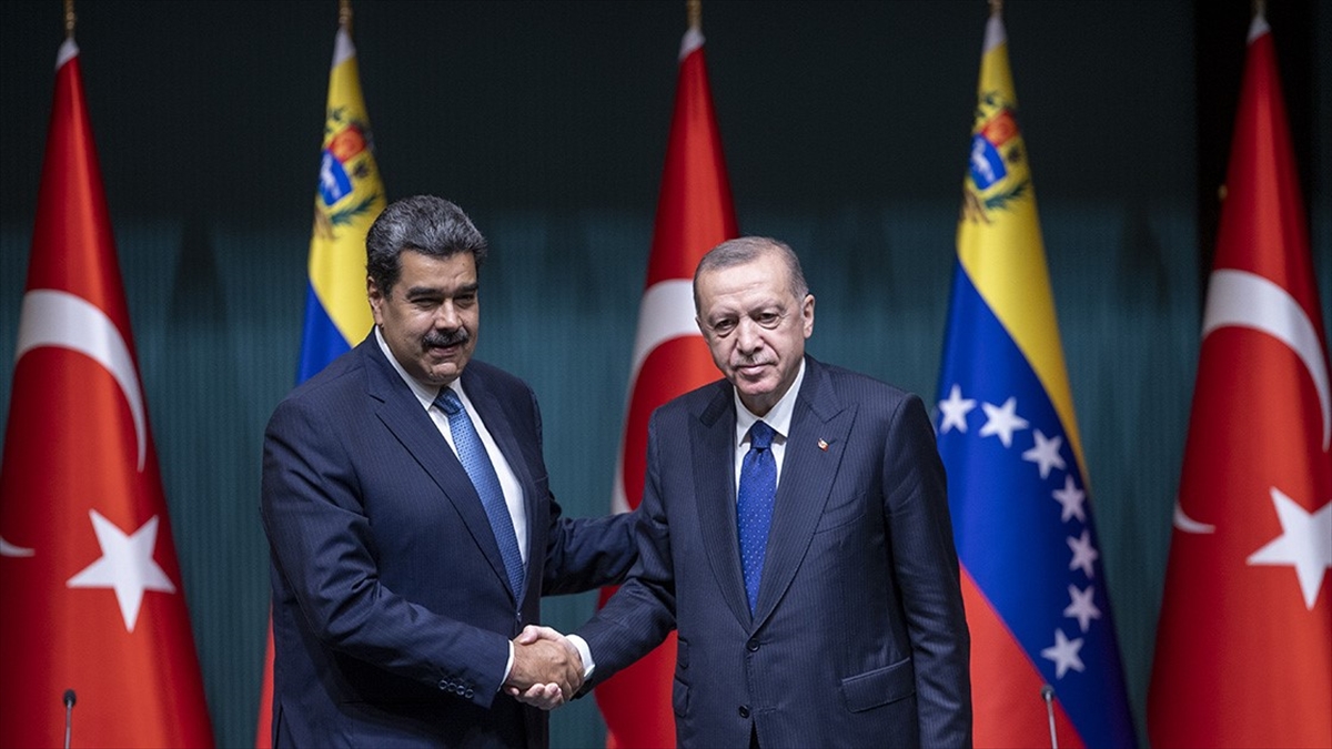 Venezuela Devlet Başkanı Maduro'dan, Cumhurbaşkanı Erdoğan'a Kutlama Mesajı