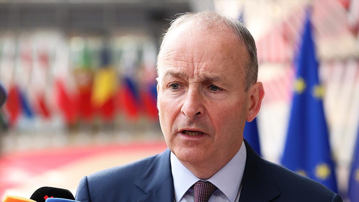 İrlandalı Bakan, İsrail'in Gazze'deki Cibaliya Mülteci Kampı'na Saldırısı Nedeniyle "Derin Şok" Yaşadığını Bildirdi