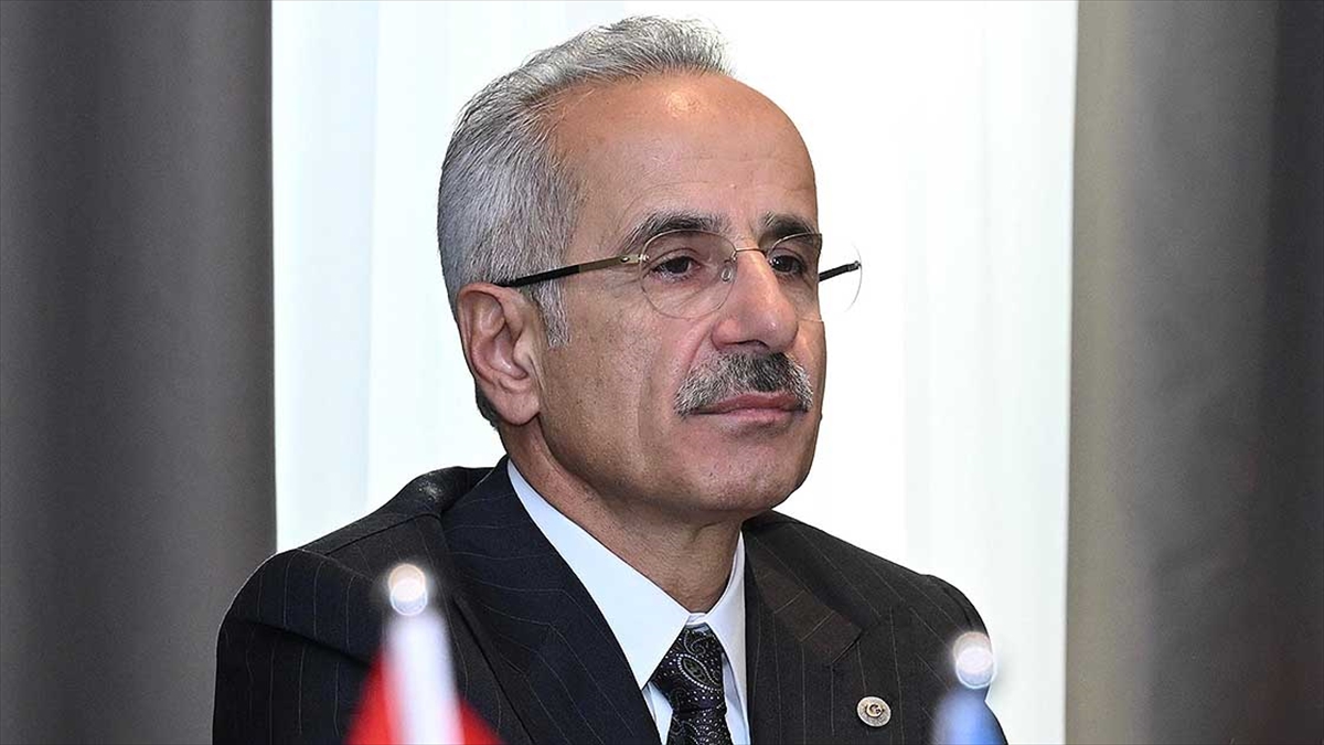 Bakan Uraloğlu: Doğu-batı Trans Hazar Geçişli Orta Koridor Büyük Önem Teşkil Ediyor