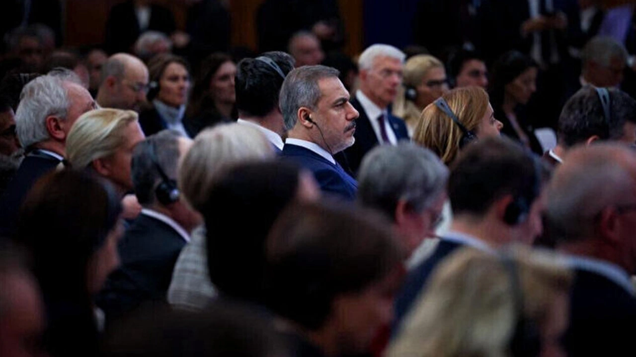 Kapalı toplantıda ikinci "one minute" olayı: Hakan Fidan neler söyledi