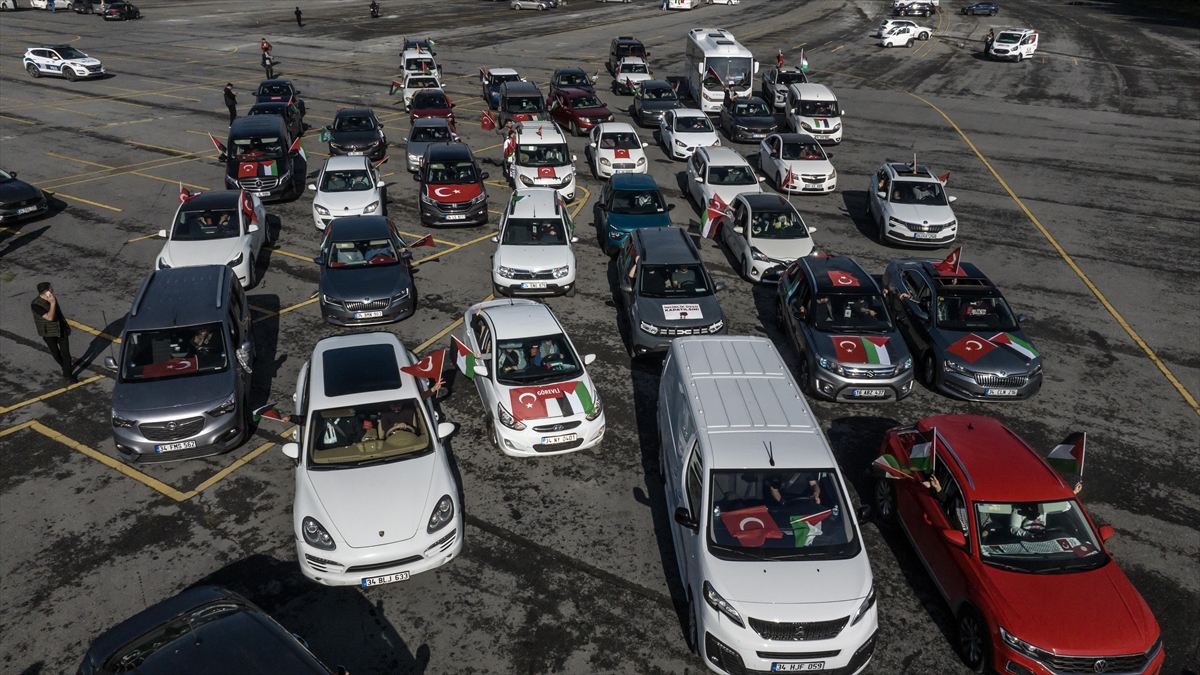 hh'nın "Filistin İçin Özgürlük Konvoyu" İncirlik Üssü'ne Gitmek İçin İstanbul'dan Yola Çıktı