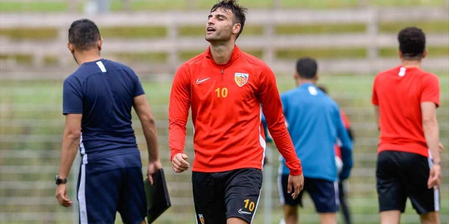 Deniz Türüç Fenerbahçe Yolunda