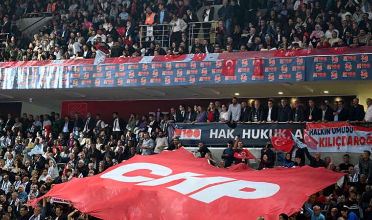 CHP Kurultayı'nda ikinci gün: Parti Meclisi ve Yüksek Disiplin Kurulu belirlenecek