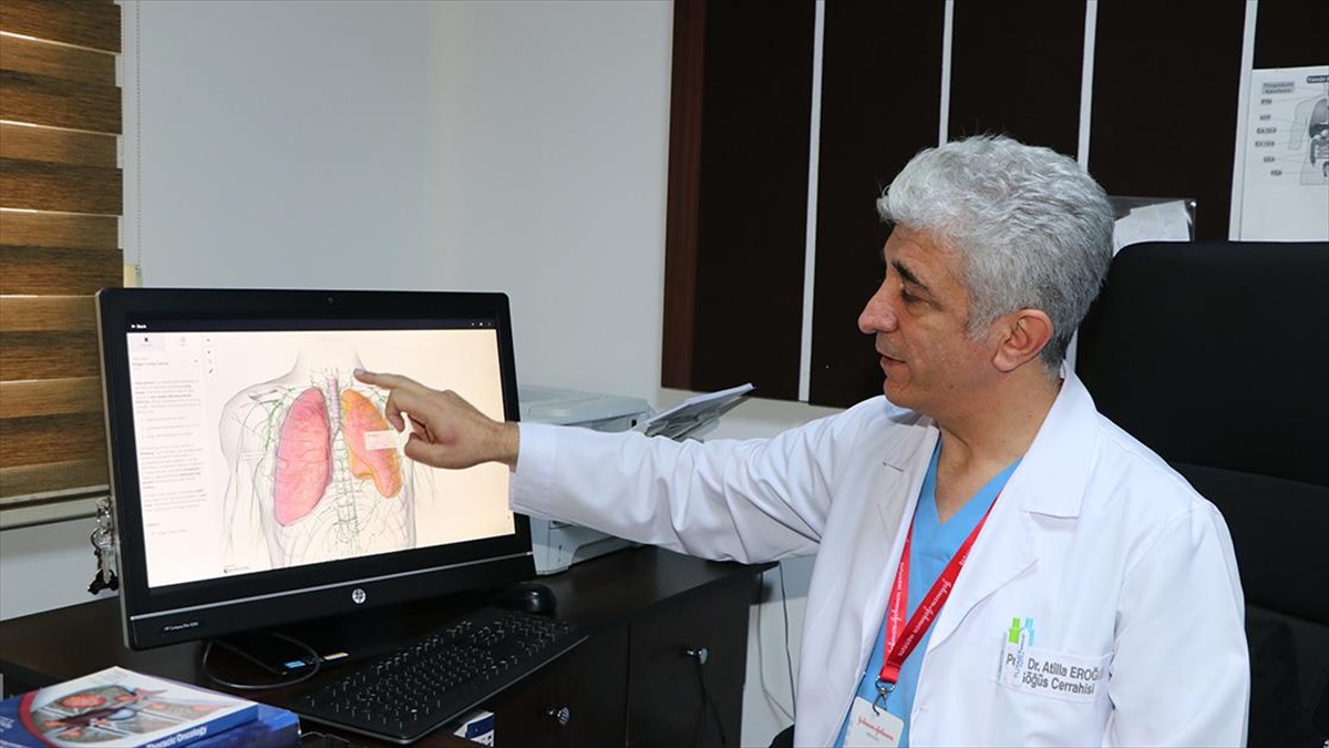 Akciğer Kanserinde Erken Teşhis İçin "40 Yaşından Sonra Yılda Bir Akciğer Filmi" Öneriliyor