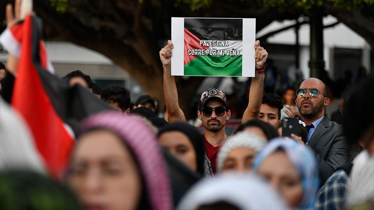 Fas’ta Binlerce Gösterici, Ülkenin İsrail İle Normalleşmesine Karşı Gösteri Düzenledi