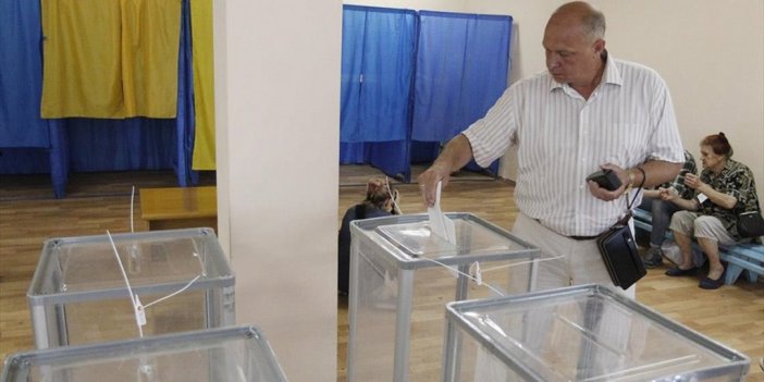 Ukrayna Gelecek Yıl 31 Mart İçin Devlet Başkanlığı Seçimine Hazırlanıyor