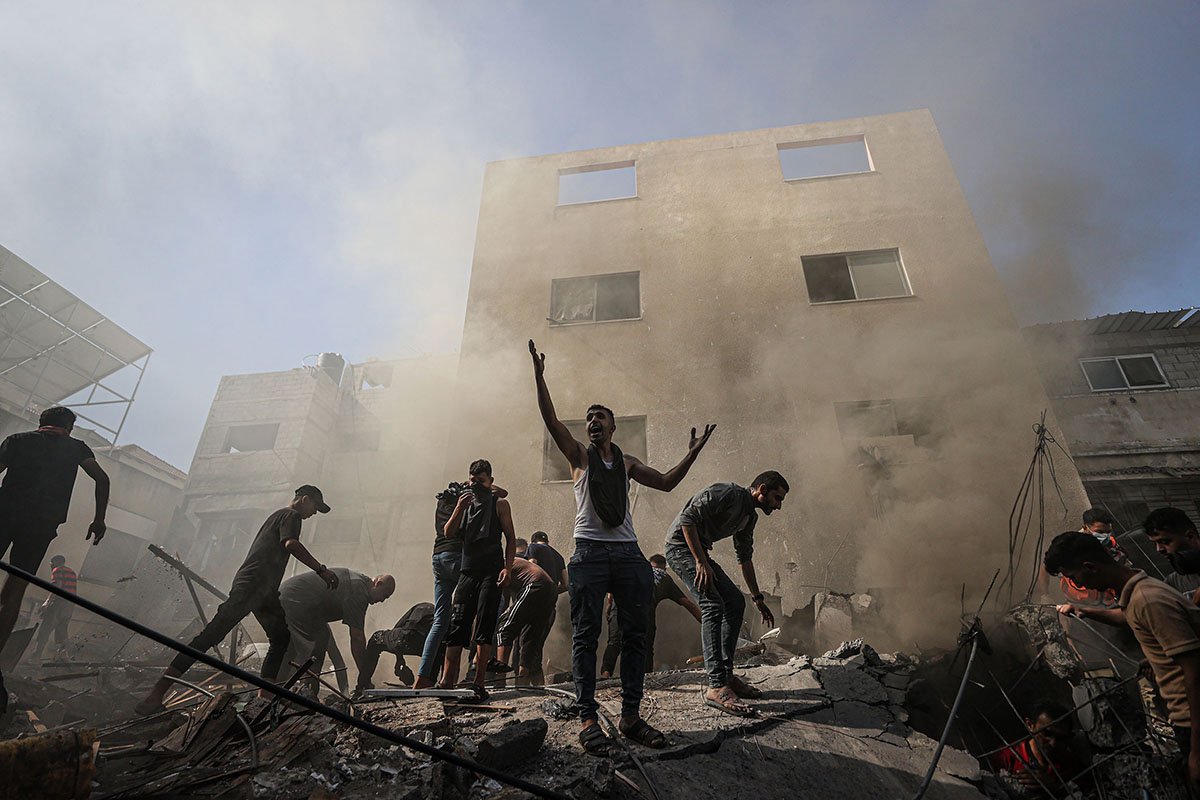 İsrail yine hastaneleri hedef aldı