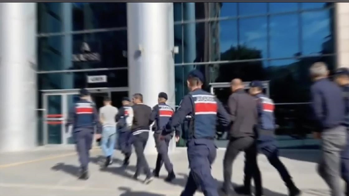 Kırmızı bültenle aranan uyuşturucu kartelinin lideri yakalandı