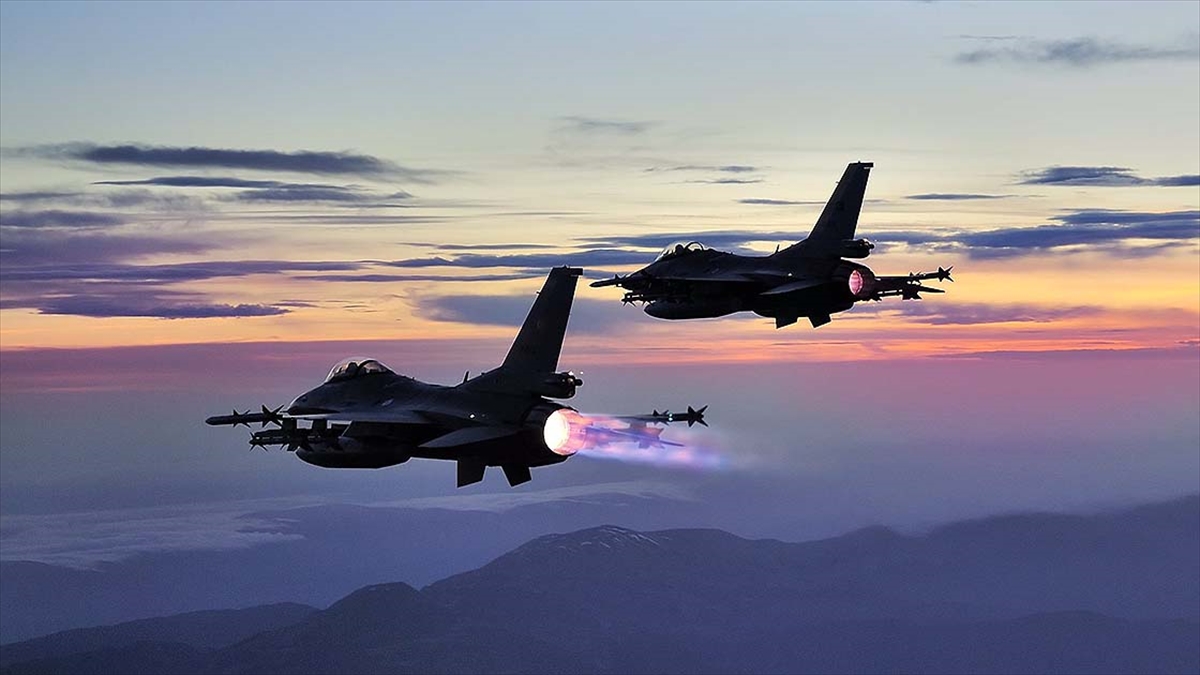 Kandil Ve Gara'da Terör Örgütüne Ait 12 Hedef İmha Edildi