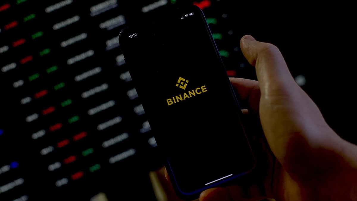 Binance, Ruble Bazlı İşlemlerini Sonlandırıyor