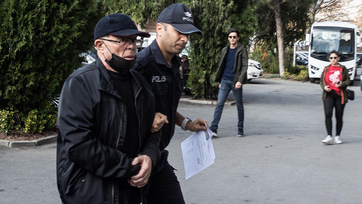 Hatay'daki Depremde Yıkılan Binanın Müteahhidi Özat Ankara'da Yakalandı