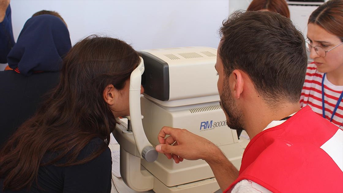 Deprem Bölgesinde Köy Sağlık Taramaları'nda 2,7 Milyon Muayene Yapıldı