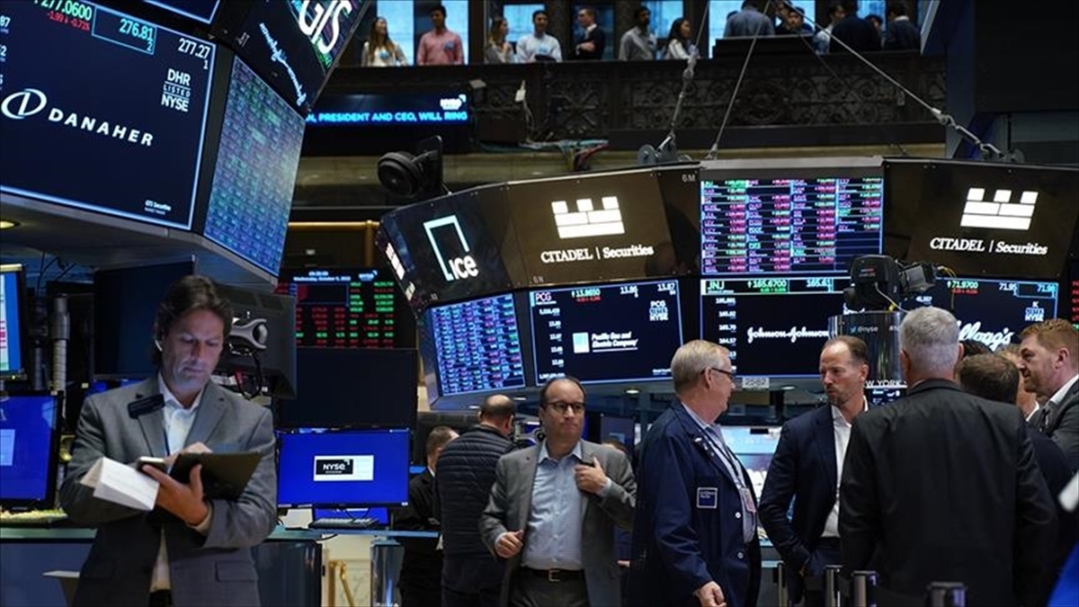 Küresel Piyasalar Abd'nin Enflasyon Verilerinin Ardından Pozitif Seyrediyor