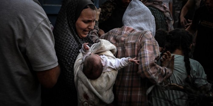 Gazze'de Saatte 5 Çocuk Öldürülürken 7 Bebek Bombalamalar Arasında Dünyaya Gözlerini Açıyor