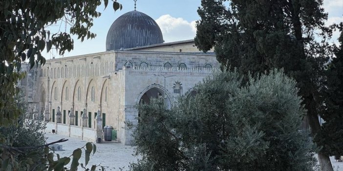 Mescid-i Aksa İsrail Polisinin Kısıtlamaları Nedeniyle Bu Cuma Da Neredeyse Boş Kaldı