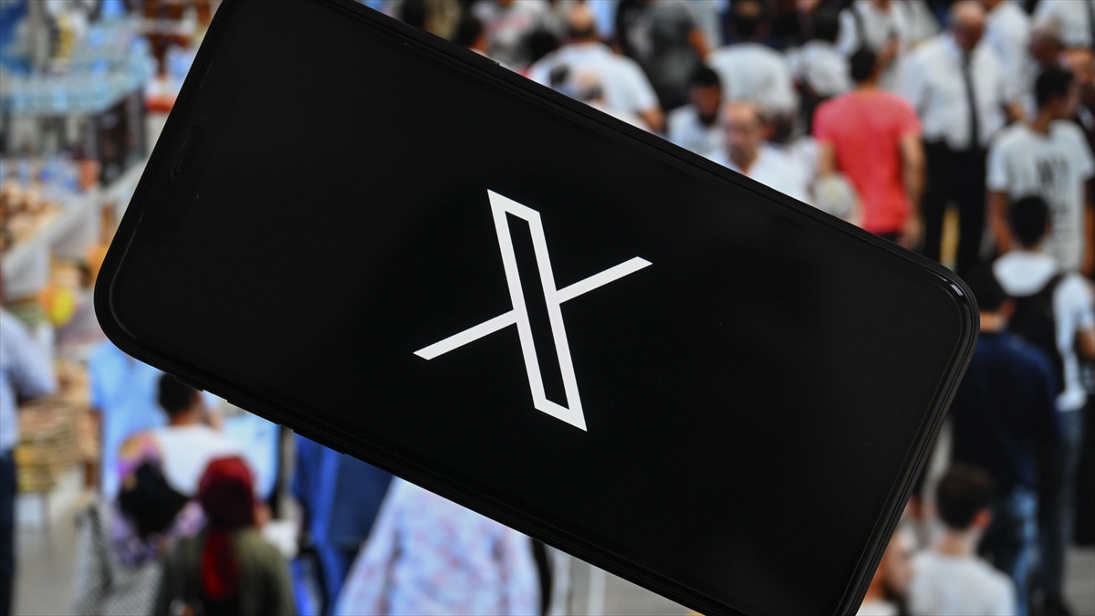 AB Komisyonundan X'e Reklam Vermeme Kararı