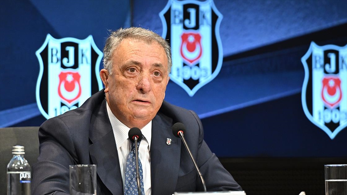 Beşiktaş Kulübü Başkanı Çebi'den Borç Açıklaması