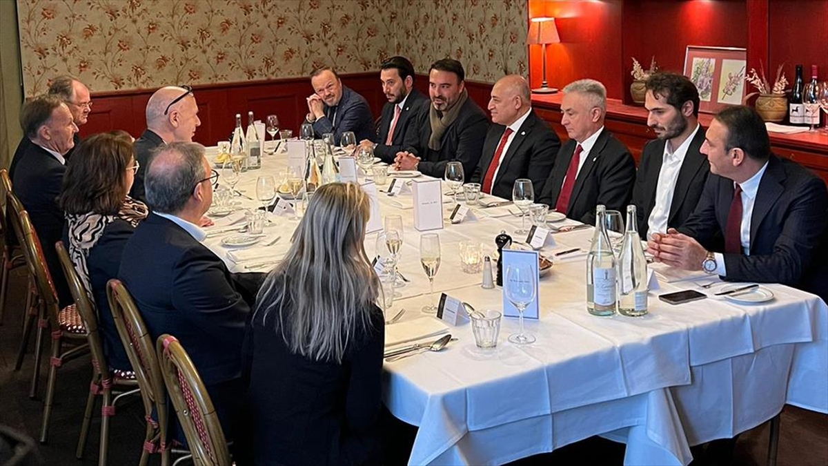 Tff Ve Almanya Futbol Federasyonu Heyetleri Dostluk Yemeğinde Buluştu