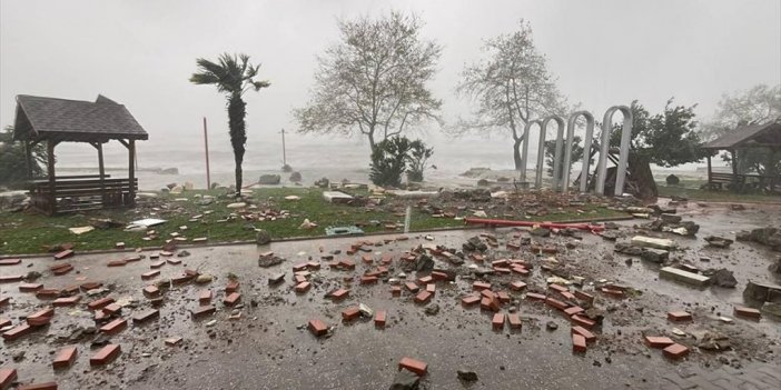 Sel ve yağış nedeniyle cezaevi boşaltılıyor