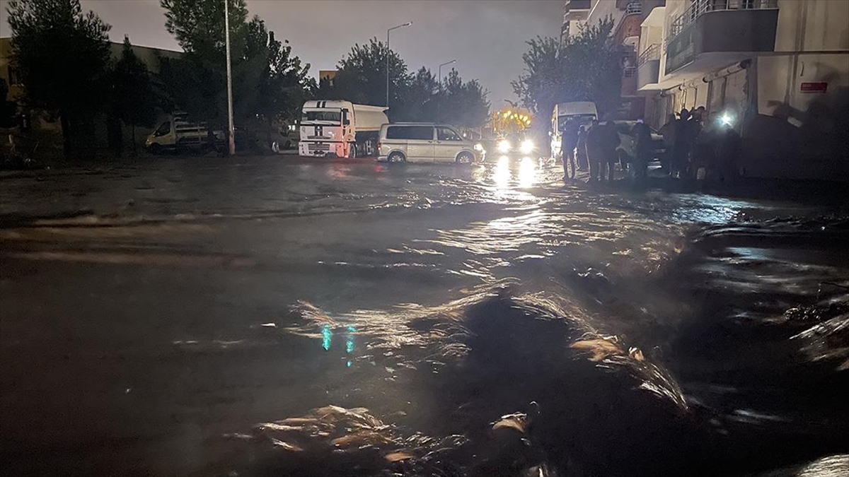 Batman'da Sele Kapılan Kadın Hayatını Kaybetti