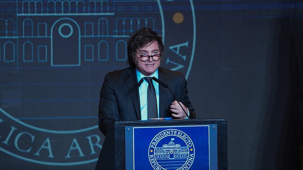 Arjantin'de Devlet Başkanlığı Seçimini Aşırı Sağcı Milei Kazandı