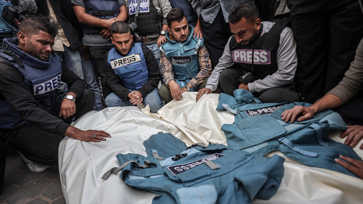 Gazze'deki Gazetecilerden Acil Yardım Çağrısı